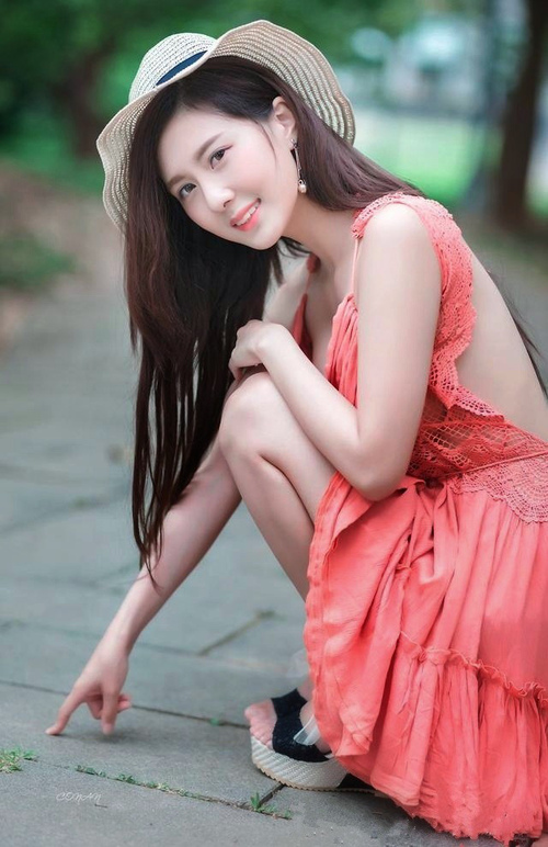 莱谢恩·卡萨斯冲线瞬间点燃现场气氛,莱恩·卡斯滕