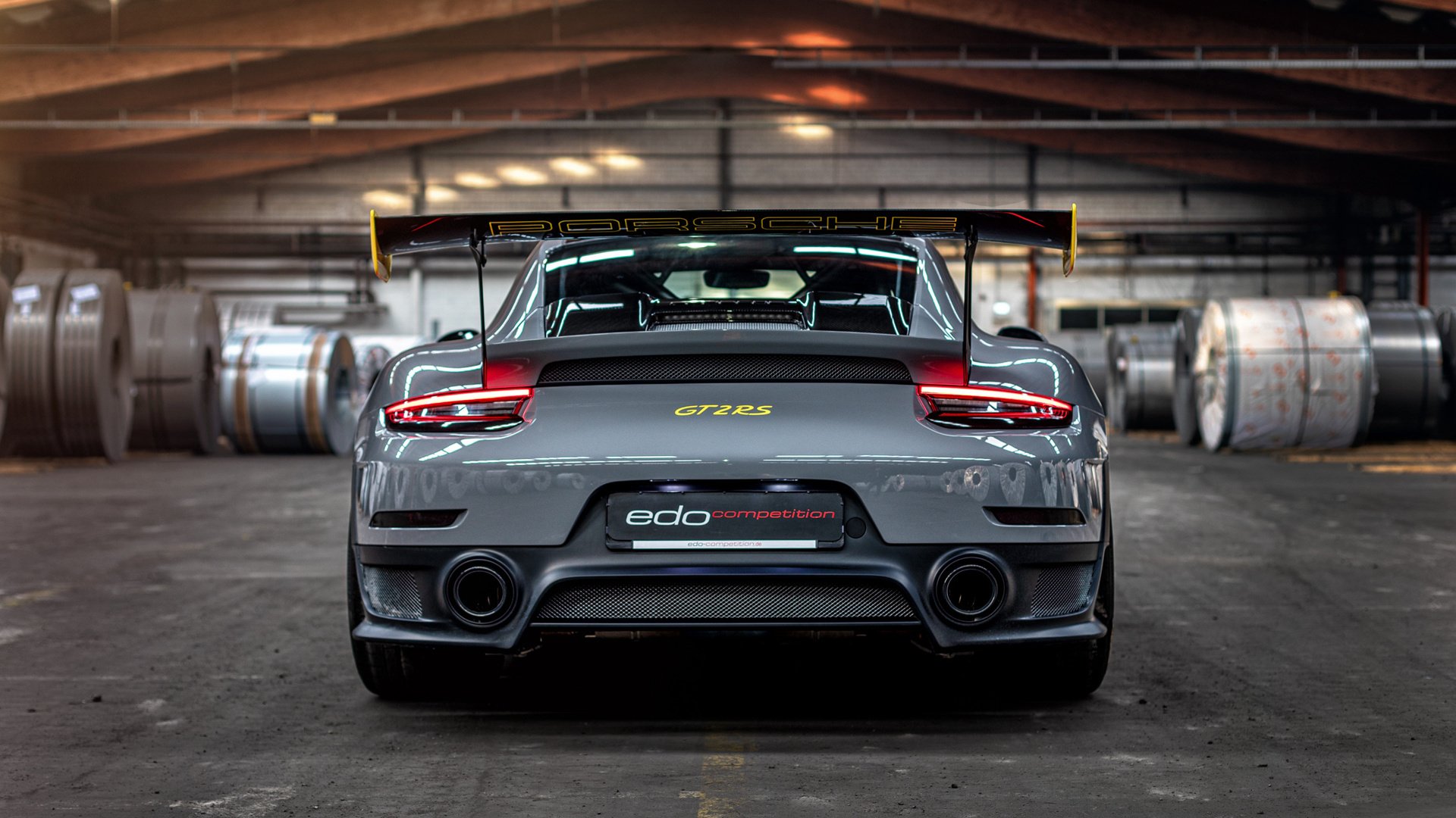 世俱杯直播在线观看免费-英超争冠激烈，顶级豪门争夺每一分